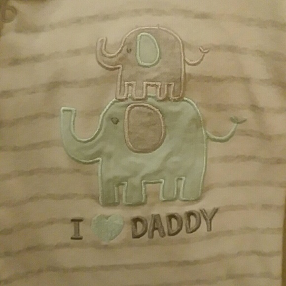 Bundle of 2 Carter's footie pajamas - Picture 2 of 3